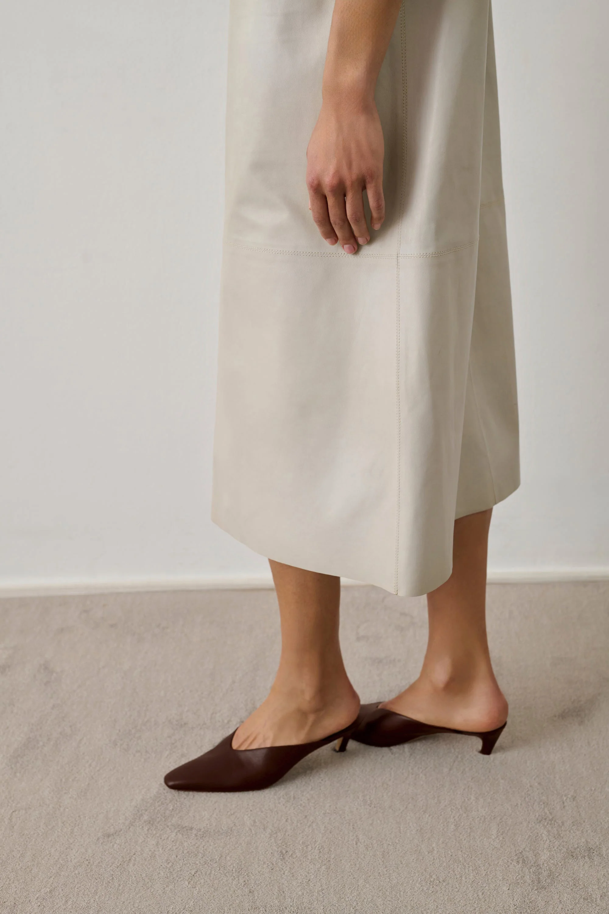 MULES AMALIE BROWN - Image 2