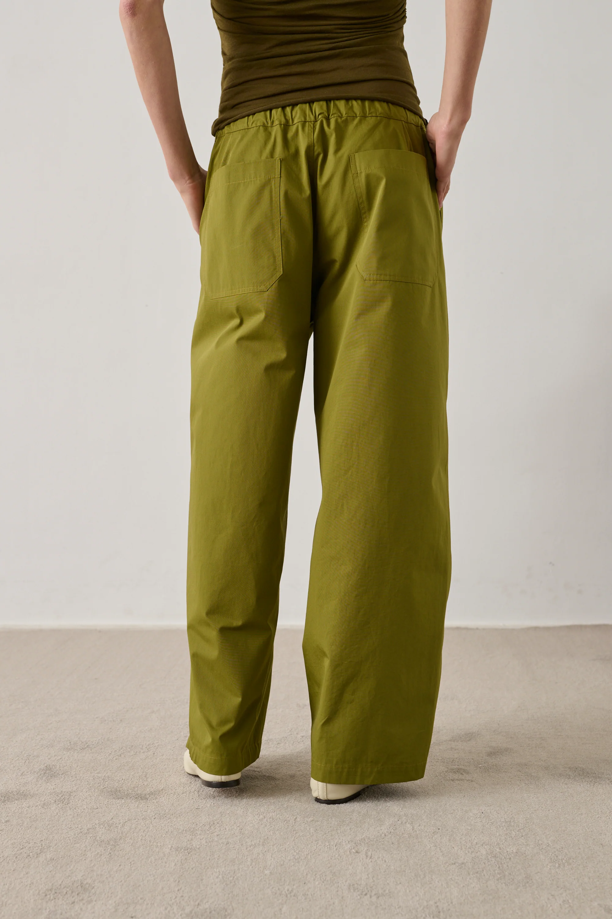 TROUSERS HIKARI GREEN - Image 3