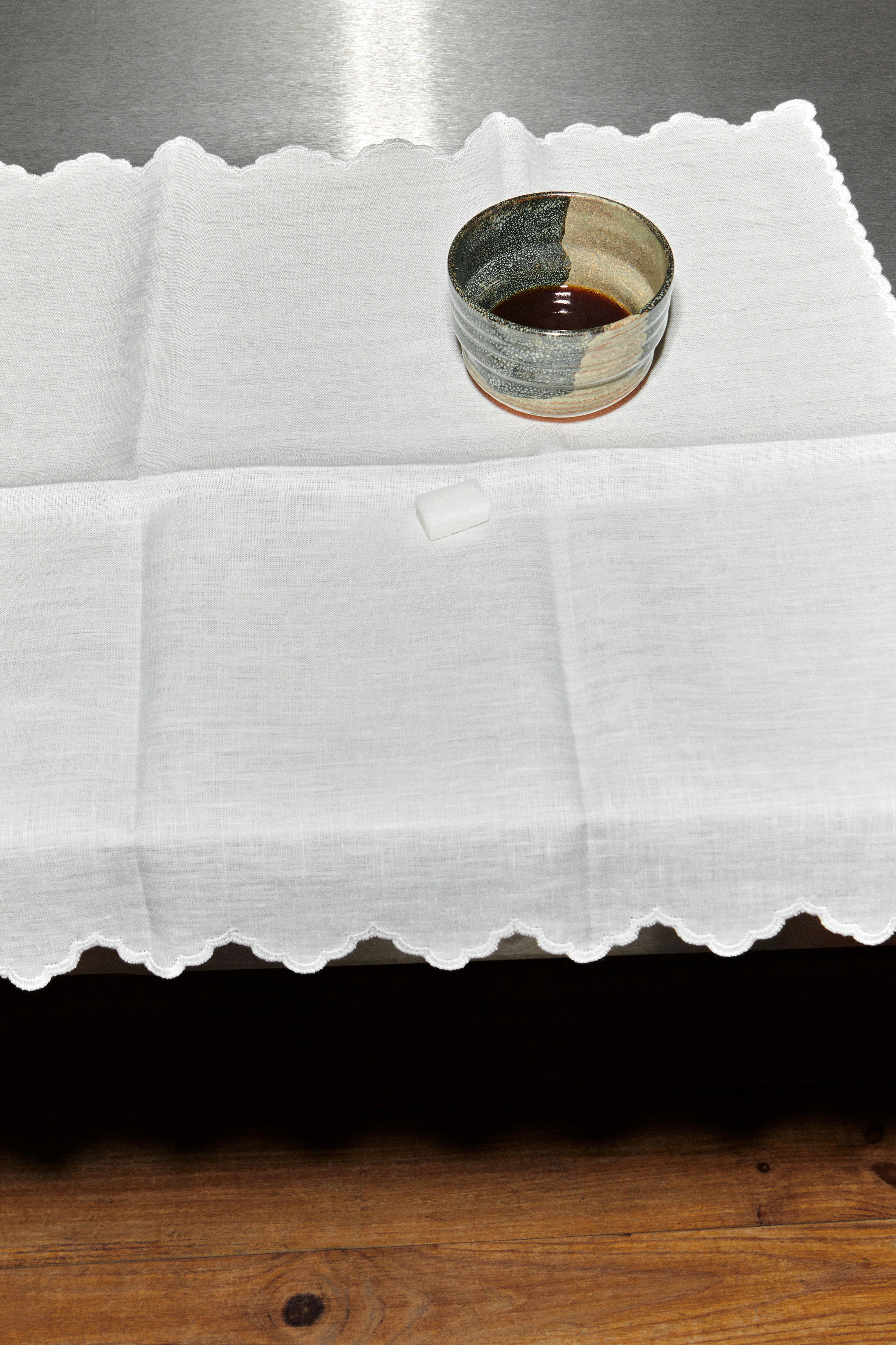 THE BEA X2 WHITE PLACEMATS - Image 5