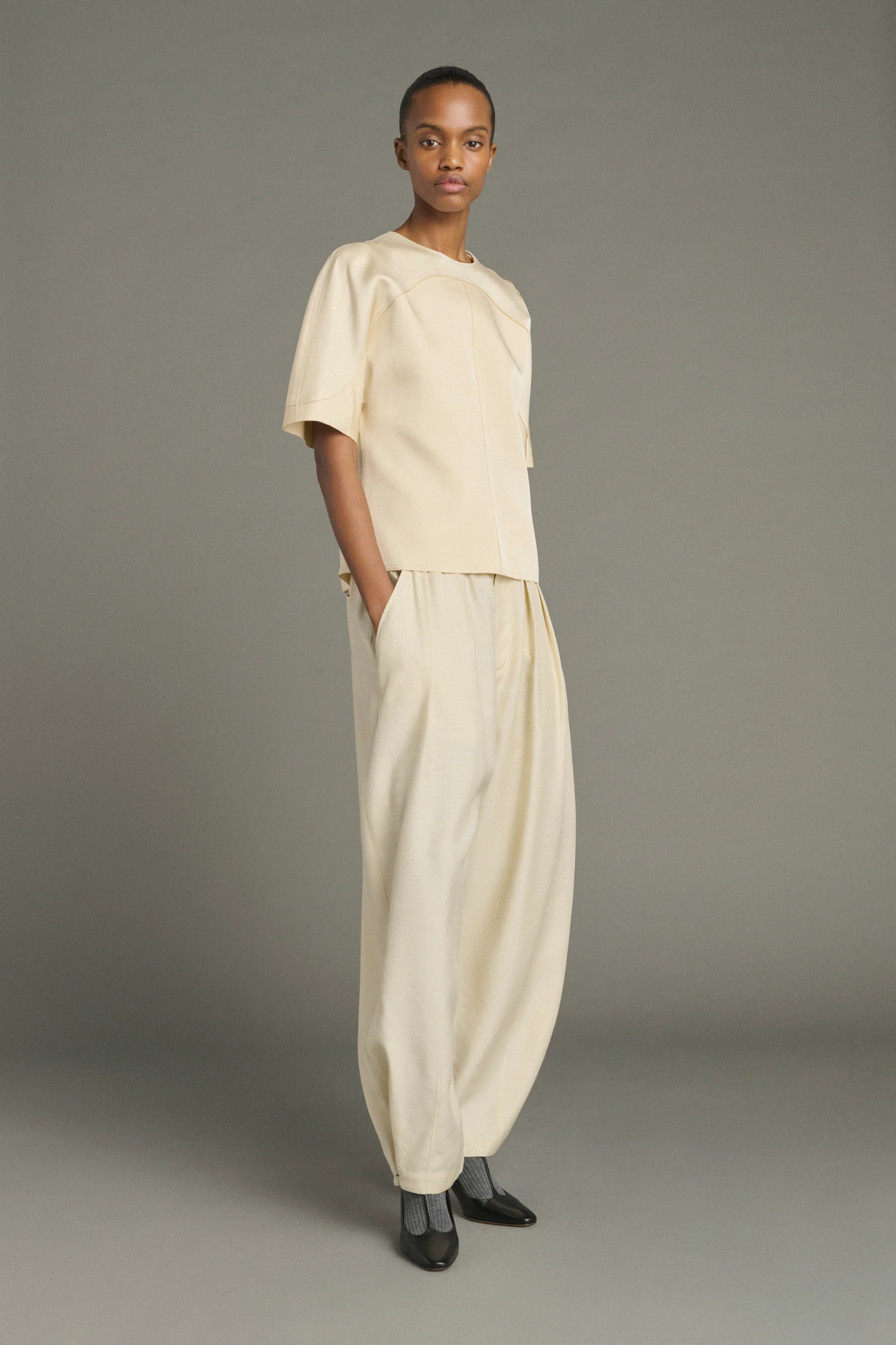 TOP LYA BEIGE - Image 3
